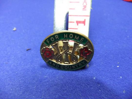 WI womens institute for home and country ww11 badge