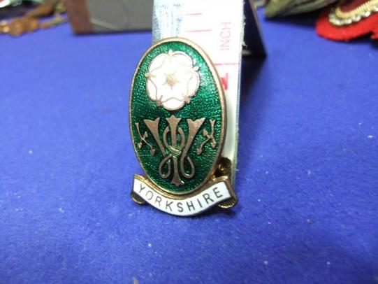 WI Womens institute yorkshire brooch badge