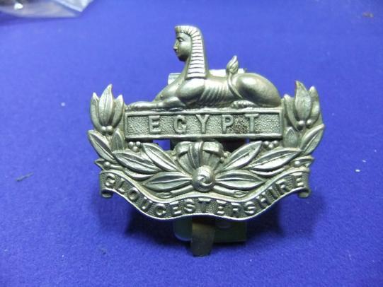 Gloucestershire regiment egypt army military cap badge