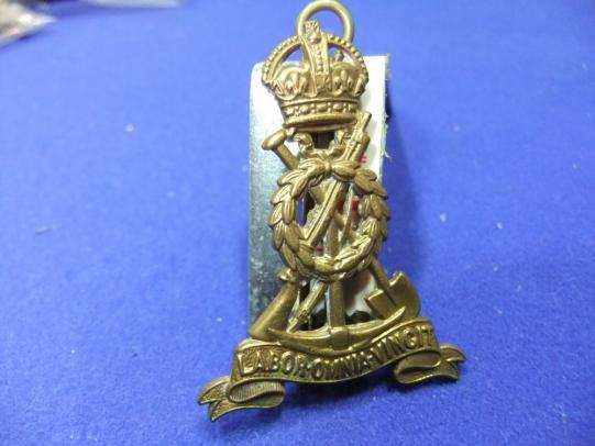 Royal pioneer labour corps regiment army military cap badge