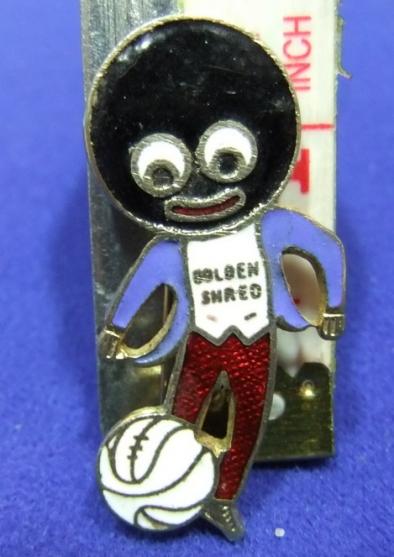 Robertsons jam golly football white ball bobble back reeves top stamp