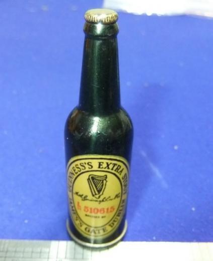 Guinness brewery lighter souvenir from ireland advert advertising