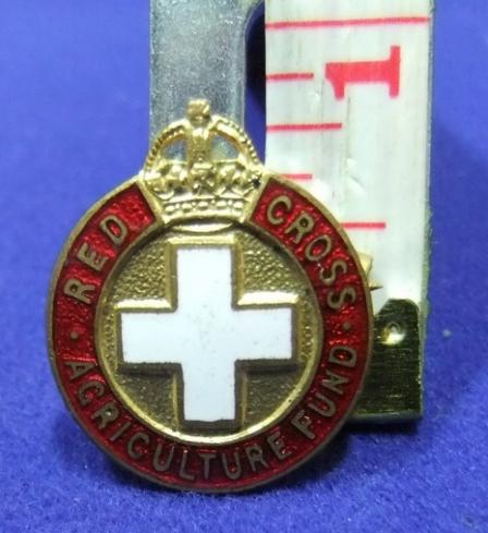 Red Cross agriculture fund badge ww1