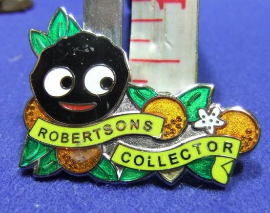 Robertsons Golly collector scroll  badge NON robertsons issue