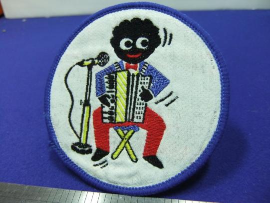 Robertsons golly sew on patch badge Accordion