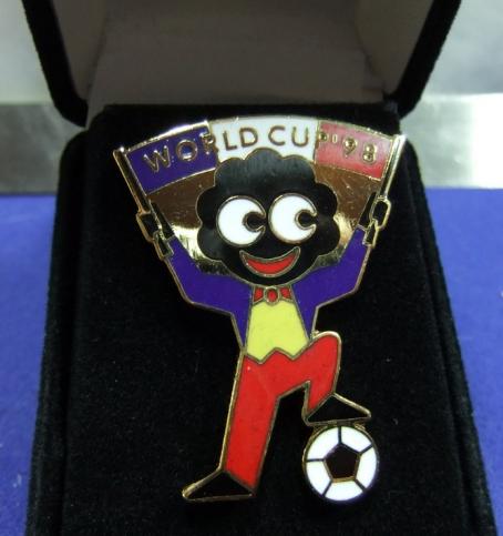 Robertson 1998 limited edition Golly French World Cup badge.