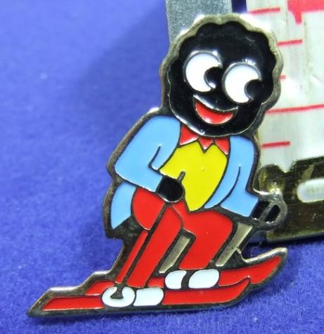 Robertsons golly badge brooch skier without bubble 1980s