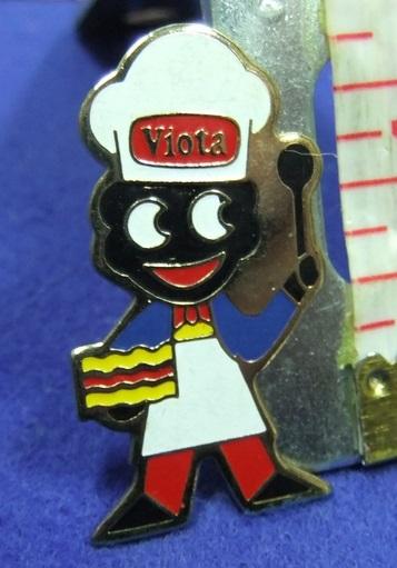 robertsons golly badge viota baker 1980s cake mix advert