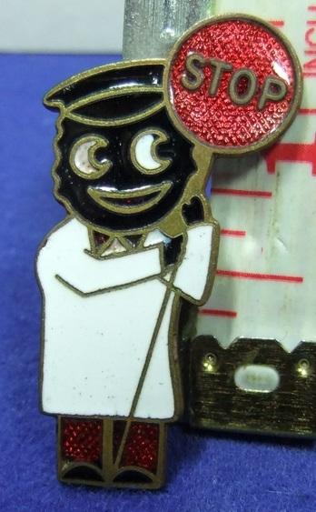 Robertson Golly Lollipopman badge 1970s Die A gomm