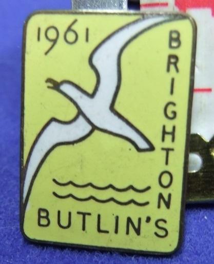 Butlins holiday camp badge brighton 1961 yellow