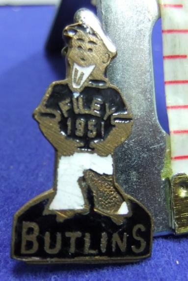 Butlins holiday camp badge filey 1951