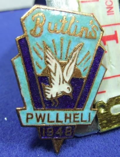 Butlins holiday camp badge pwllheli 1948