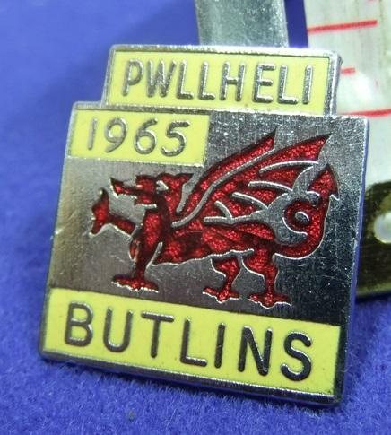 Butlins holiday camp badge pwllheli 1965