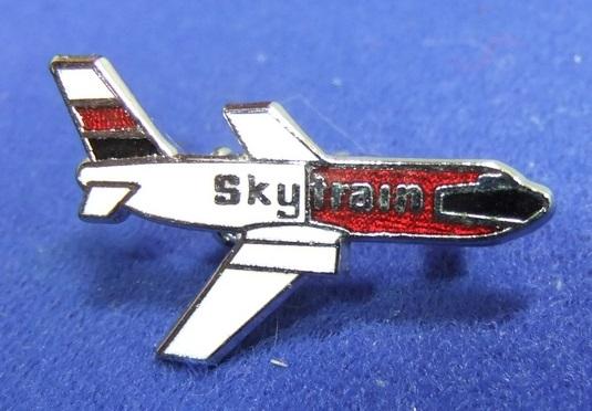 Badge Laker Skytrain Airline Aviation 1970s souvenir