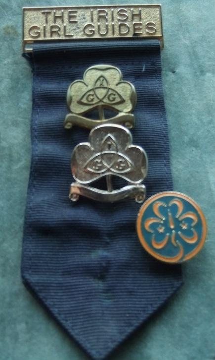 Girl Guides Irish Ireland Badge Ribbon leader senior