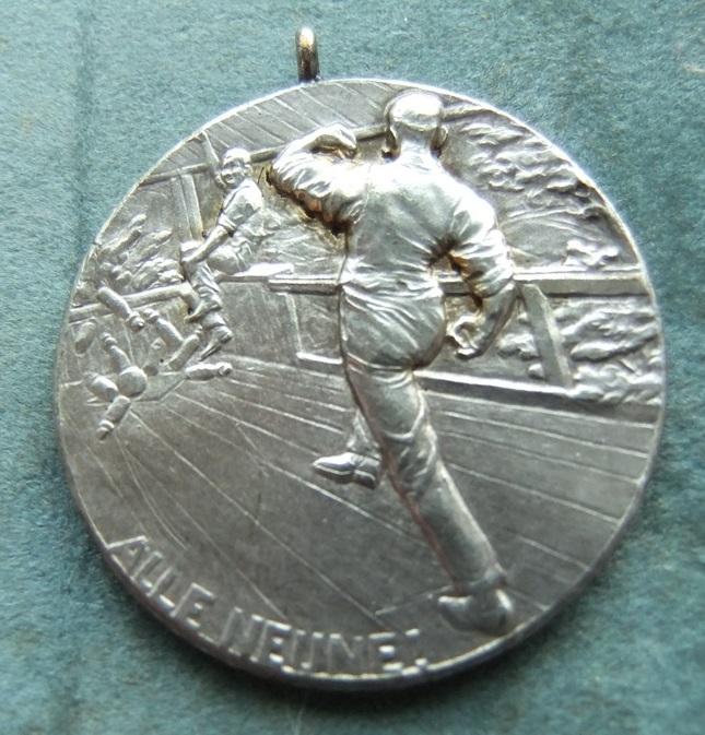 Medal Skittles Nine Pin Bowling 1923