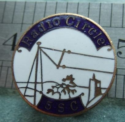 BBC RADIO CIRCLE 5SC Childrens Club badge