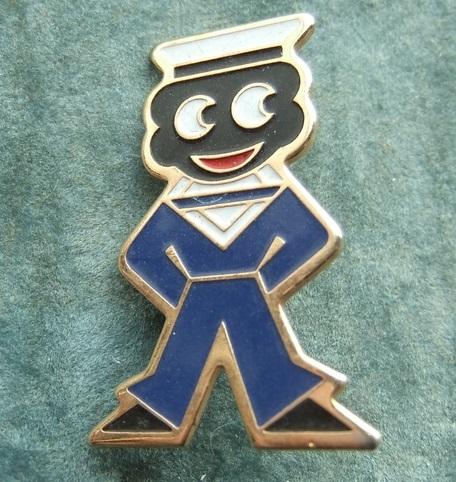 Robertsons Golly Sailor badge brooch 1980s