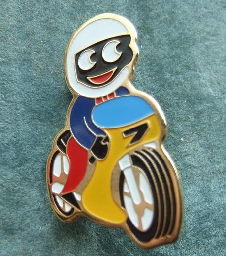 Robertsons golly badge Motorcycle Motorcyclist 1980s MID BLUE SCREEN