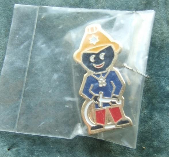 Robertsons golly badge brooch fireman 1990s