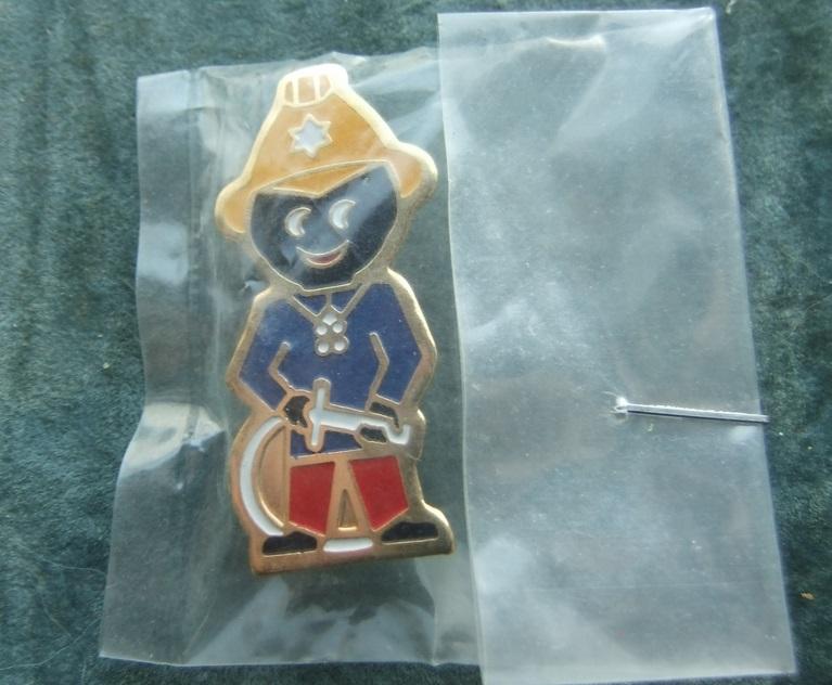 Robertsons golly badge brooch fireman 1990s