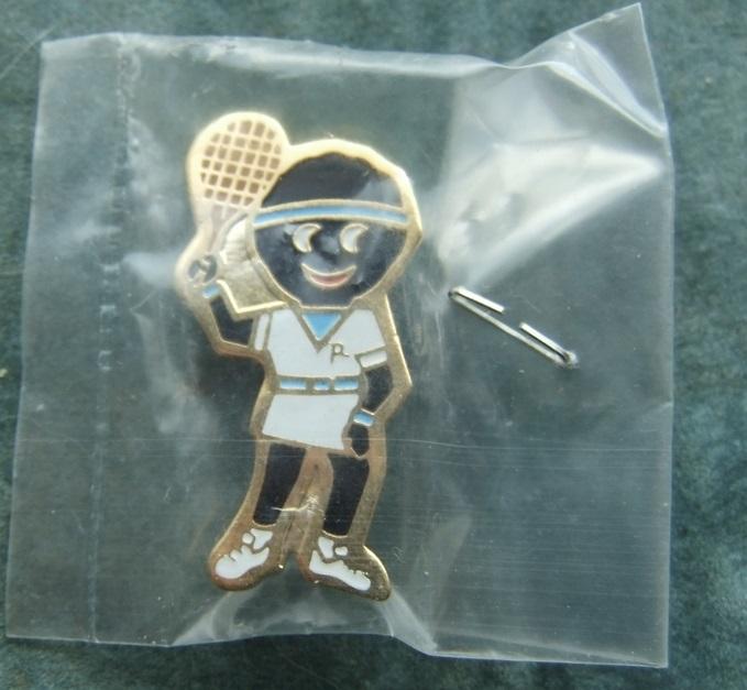 Robertsons golly badge brooch tennis player 1990s