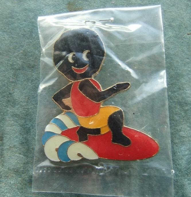 Robertsons golly badge surfer 1993 94 large acrylic