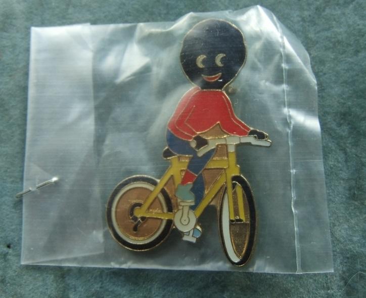 Robertsons jam golly badge cyclist 1993 94 large acrylic V