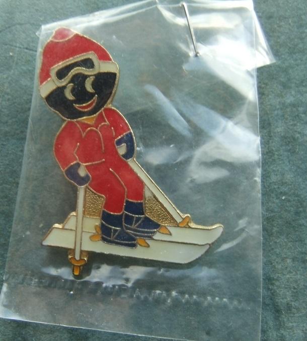 Robertsons golly badge Skier 1993 94 large acrylic