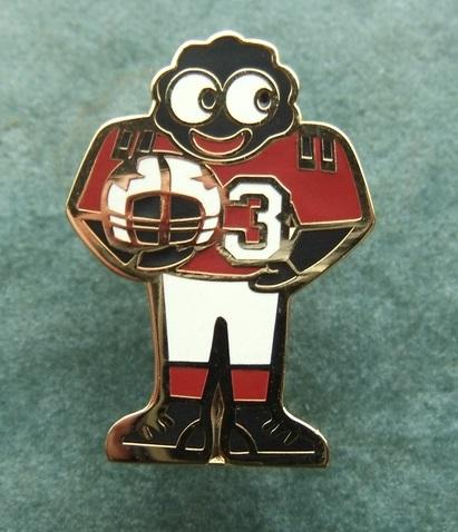 Golly American Footballer Maroon Badge Non Robertsons issue