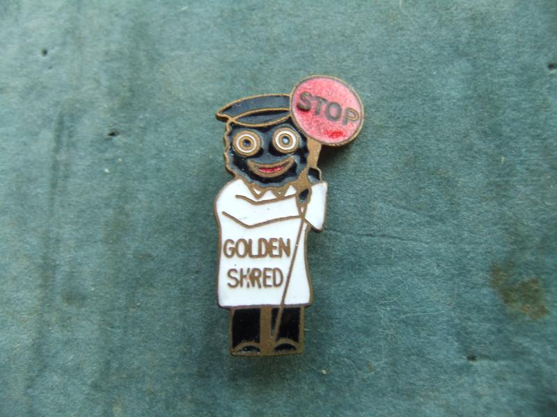 Robertson's Lollipopman Golly badge 1950s die B gomm