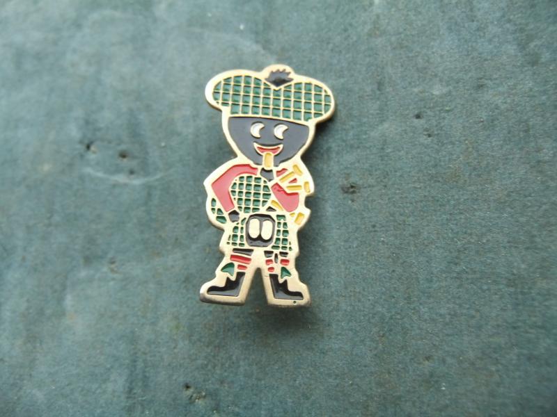 Robertsons golly badge brooch mcgolly 1990s