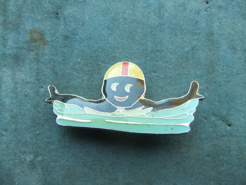 Robertsons golly badge Swimmer 1993 94 large acrylic